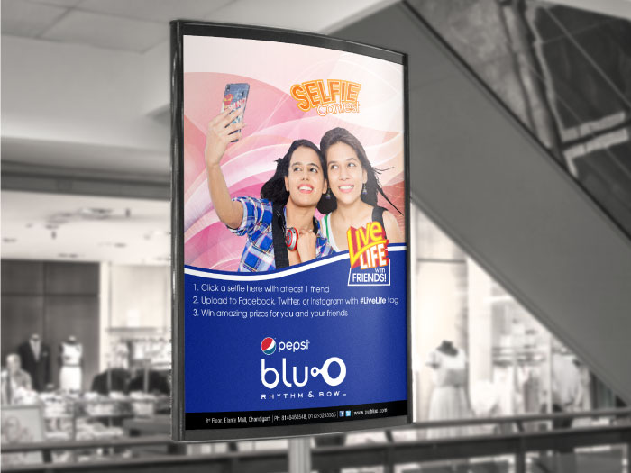 bluO Selfie Contest - Mall Poster